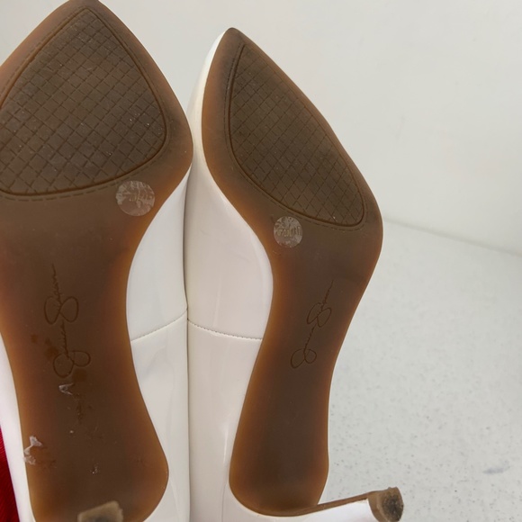 Jessica Simpson Patent Leather Pointed Toe Heels in White Size 6 1/2 - Picture 11 of 16